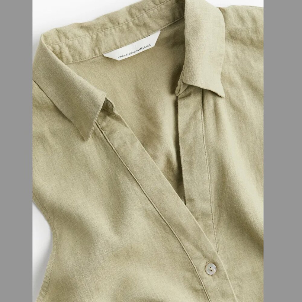 Sleeveless Linen Blend Shirt - Picture 2 of 6